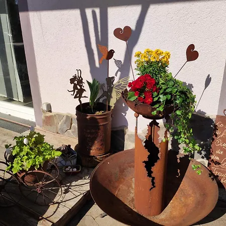 Pension-einfachanders * Wolframs-Eschenbach